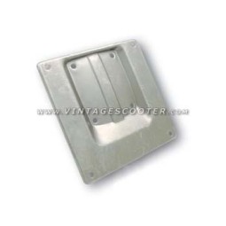 Support de plaque acier Format Italien 17x17 Vespa 50 / 125 Primavera / ET3